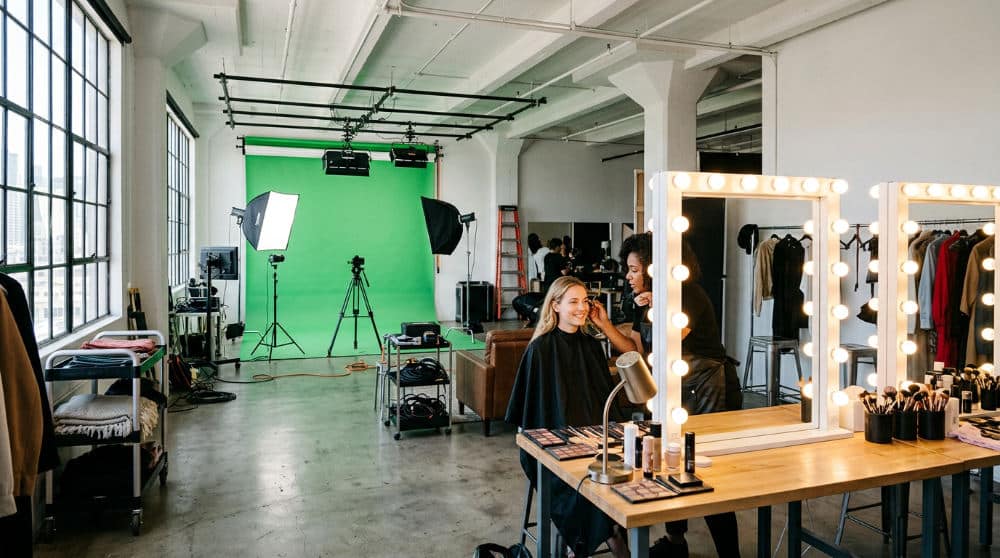 Green screen rental facility with talent amenities