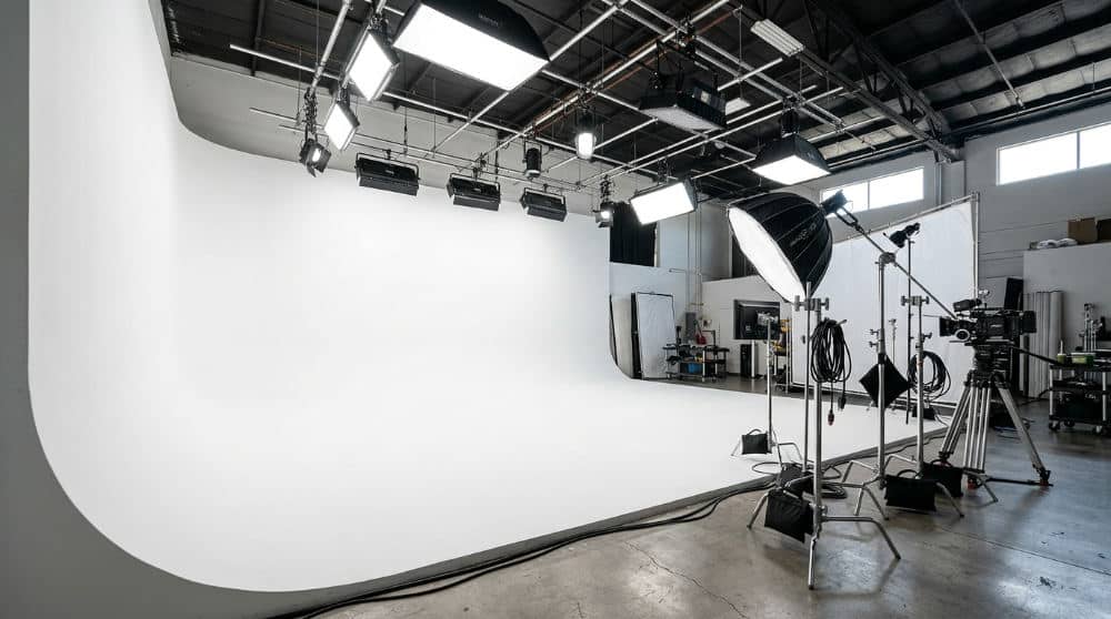 A pristine white cyclorama wall at Lightz Out Studios in San Diego providing an infinite background for scaled objects photography.